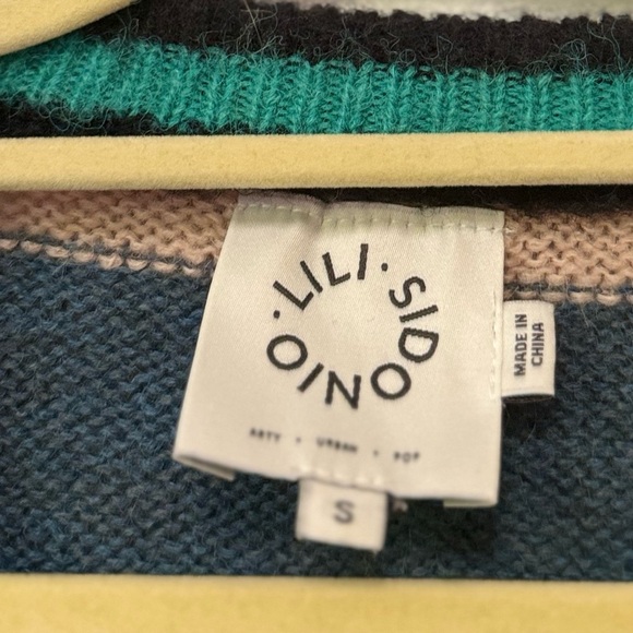 Molly Bracken Lili Sidonio WOMEN'S STRIPED LONG SLEEVE SWEATER - Picture 7 of 9